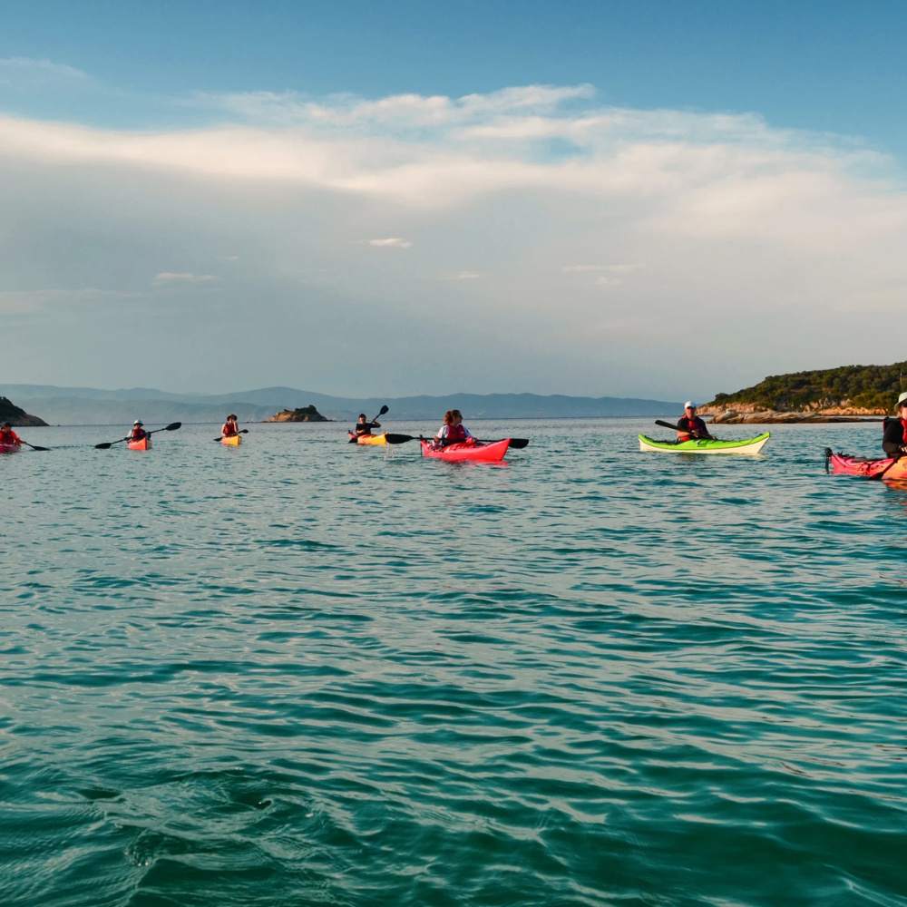 Explorează Grecia din caiac