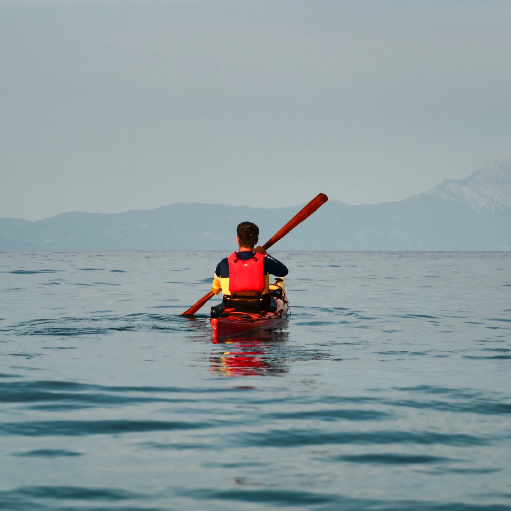 Explorează Grecia din caiac