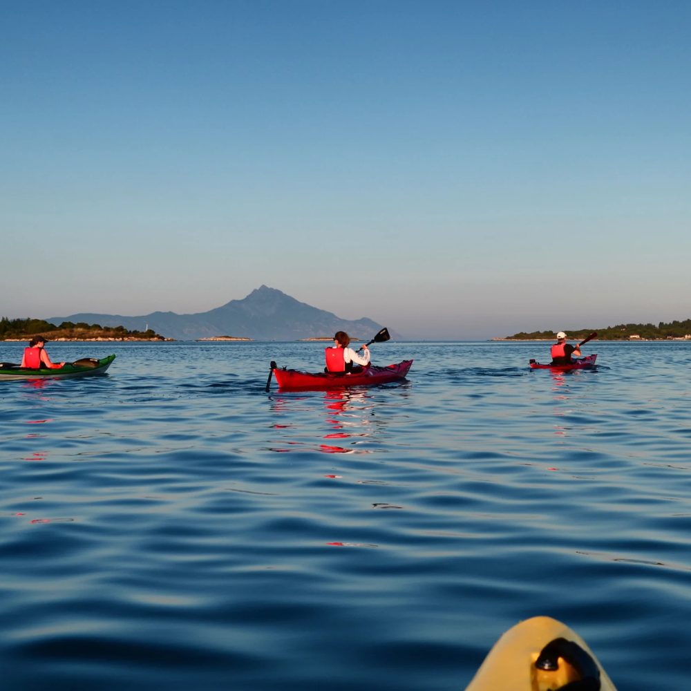 Explorează Grecia din caiac